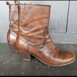 Frye Shoes - Frye 6.5 Frye Shoes - Frye 6.5